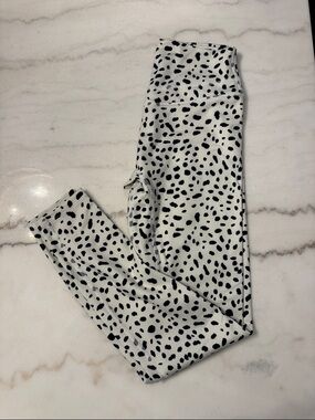 Vitality White Leopard Leggings